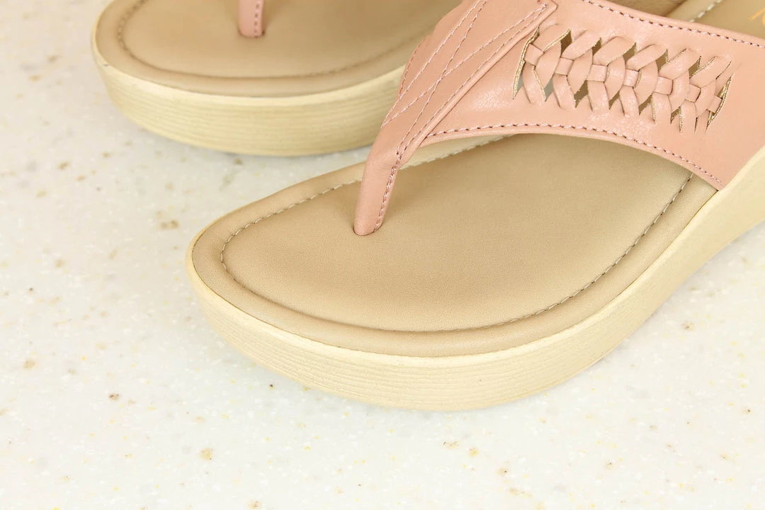 Inc.5 Platform Thong 6 Inc.5 Platform Thong