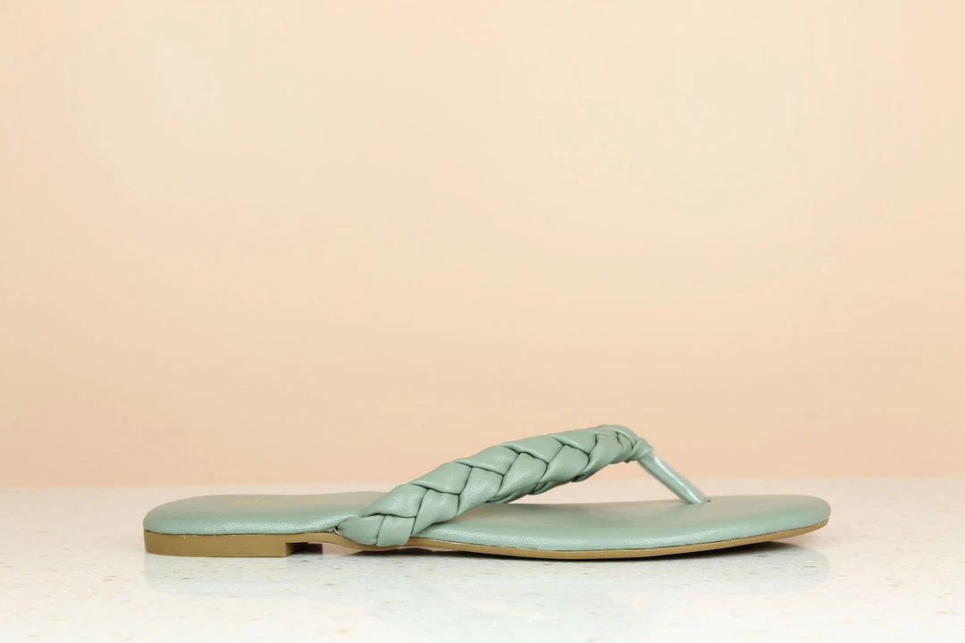 Inc.5 WOVEN FLAT THONG 5 Inc.5 WOVEN FLAT THONG