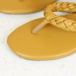 Inc.5 WOMEN WOVEN FLAT THONG