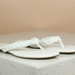 Inc.5 WOMEN WOVEN FLAT THONG