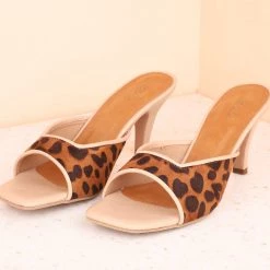 Inc.5 SALE SUEDE PRINTED STILETTOS
