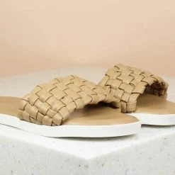 Inc.5 FLAT WOVEN MULES