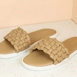 Inc.5 FLAT WOVEN MULES