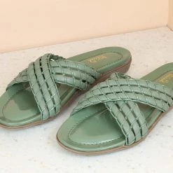 Inc.5 FLAT MULES SALE