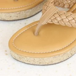 Inc.5 WOVEN PLATFORM THONG