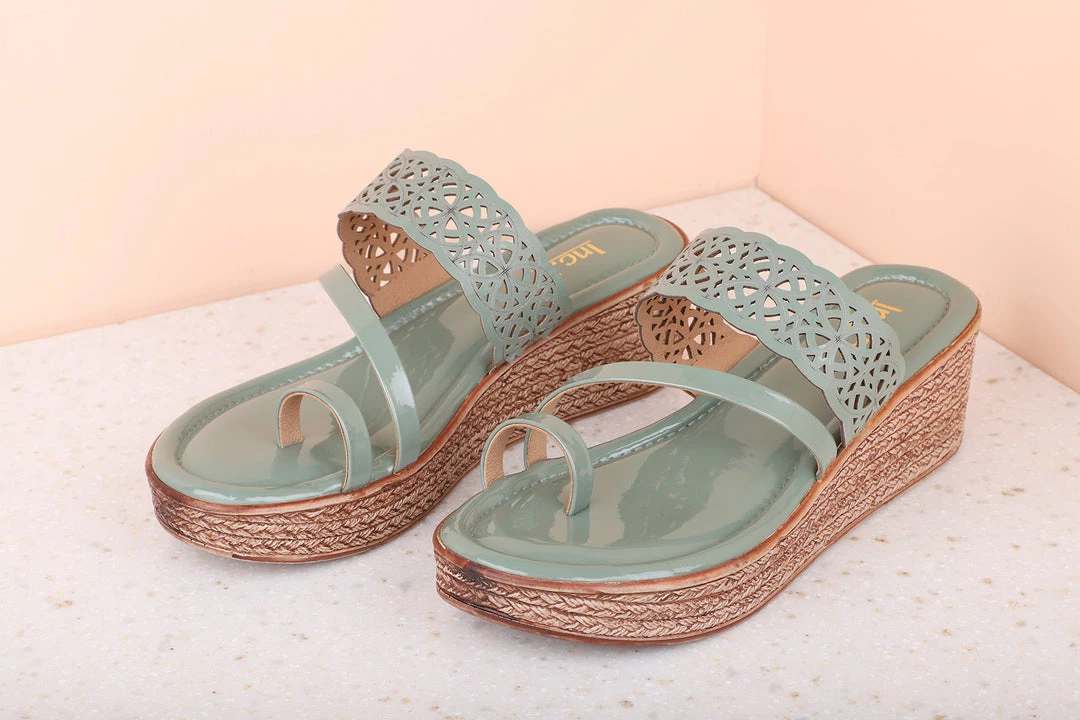 Inc.5 WOMEN PATTENT CUTWORK PLATFORM 6 Inc.5 WOMEN PATTENT CUTWORK PLATFORM