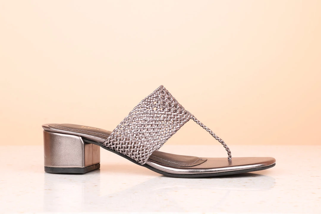 Inc.5 BLOCK HEEL WOVEN THONG Inc5 5 Inc.5 BLOCK HEEL WOVEN THONG Inc5