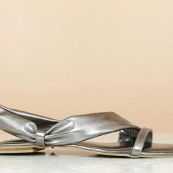 Inc.5 METALLIC FLAT SANDAL 9 Inc.5 METALLIC FLAT SANDAL