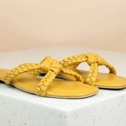 Inc.5 SALE FLAT WOVEN THONG