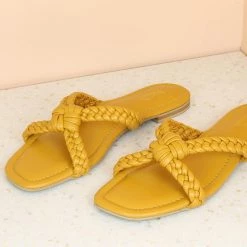 Inc.5 SALE FLAT WOVEN THONG