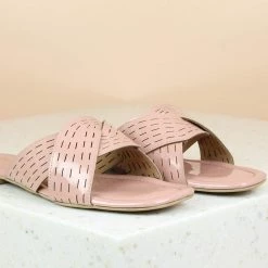 Inc.5 FLAT PATTENT MULES