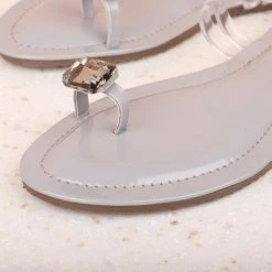 Inc.5 FLAT TRANSPARENT TOE POST