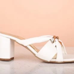 Inc.5 BLOCK HEEL MULES-WHITE