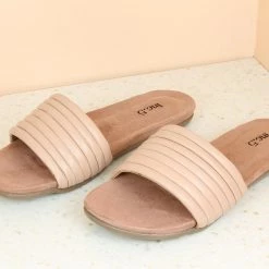 Inc.5 FLAT EMBOSSED THONG Mules 9 Inc.5 FLAT EMBOSSED THONG Mules