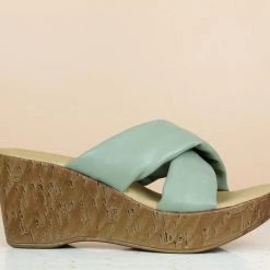 Inc.5 SALE CROSS STRAP PLATFORM MULES