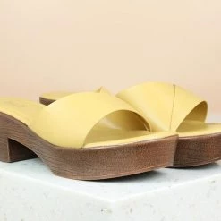 Inc.5 BLOCK HEEL MULES SALE