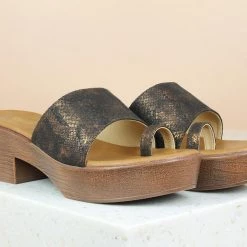 Inc.5 BLOCK HEEL TOE POST