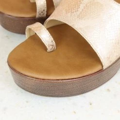 Inc.5 BLOCK HEEL TOE POST