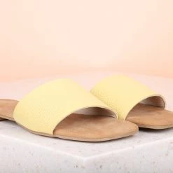 Inc.5 SALE FLAT MULES-YELLOW