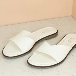 Inc.5 FLAT MULES SALE