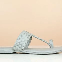 Inc.5 FLAT WOVEN TOE POST