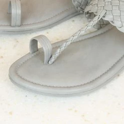 Inc.5 FLAT WOVEN TOE POST