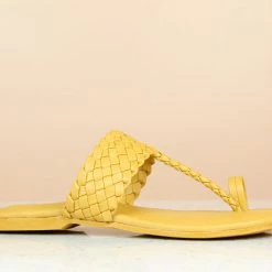 Inc.5 WOMEN FLAT WOVEN TOE POST