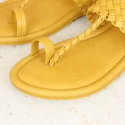 Inc.5 WOMEN FLAT WOVEN TOE POST