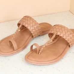 Inc.5 WOMEN FLAT WOVEN TOE POST