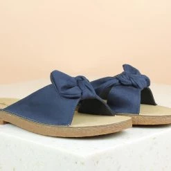 Inc.5 FLAT SUEDE MULES