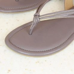 Inc.5 FLAT SANDAL