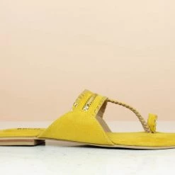 Inc.5 FLAT SUEDE KOLHAPURI SALE