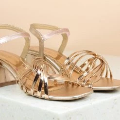 Inc.5 SALE BLOCK HEEL METALLIC SANDAL