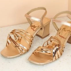 Inc.5 SALE BLOCK HEEL METALLIC SANDAL