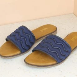 Inc.5 SALE FLAT MULES