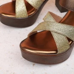 Inc.5 BLOCK HEEL SANDAL