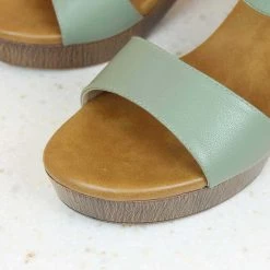 Inc.5 SALE BLOCK HEEL SANDAL