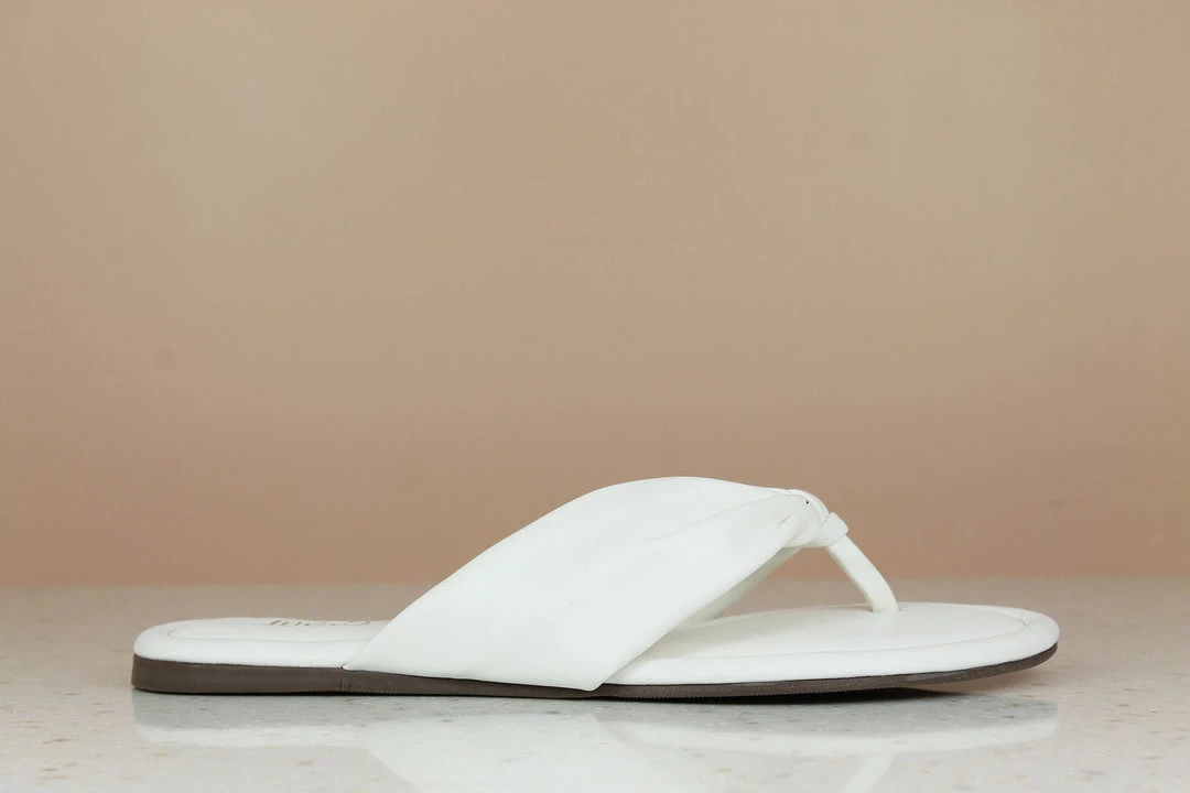 Inc.5 FLAT THONG SALE 5 Inc.5 FLAT THONG SALE