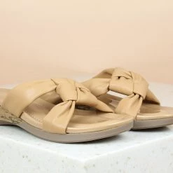 Inc.5 SALE Comfort Mules