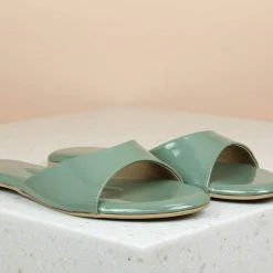 Inc.5 SALE FLAT PATTENT MULES