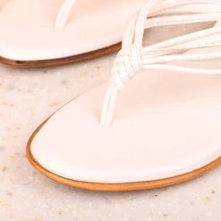 Inc.5 SMALL HEEL STRAPY THONG SALE