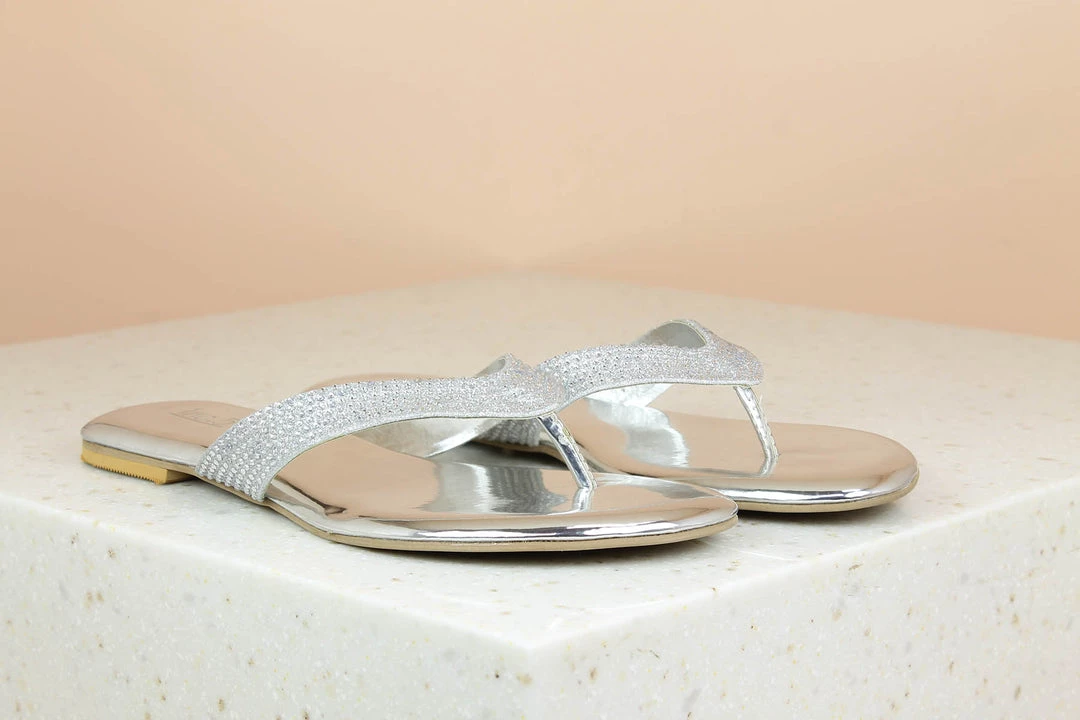 Inc.5 FLAT THONG SALE 3 Inc.5 FLAT THONG SALE