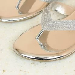 Inc.5 FLAT THONG SALE