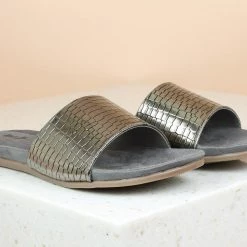 Inc.5 SALE FLAT MULES