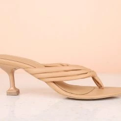 Inc.5 KITTEN HEEL THONG