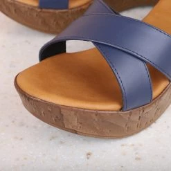 Inc.5 SALE PLATFORM SANDAL-BLUE