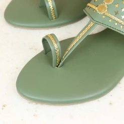 Inc.5 CUTWORK FLAT KOLHAPURI