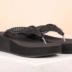 Inc.5 RUBBER PLATFORM THONG