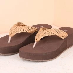 Inc.5 SALE RUBBER PLATFORM THONG 9 Inc.5 SALE RUBBER PLATFORM THONG