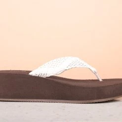 Inc.5 SALE RUBBER PLATFORM THONG